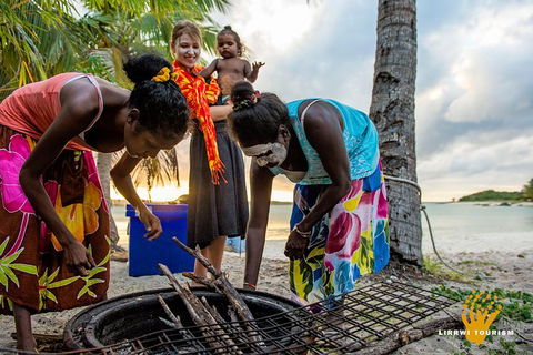 Gay-Wu Woman\'s 5 Day Yolngu Homeland Tour - Accommodation Batemans Bay 7