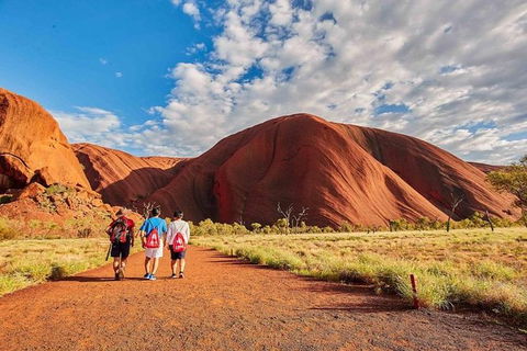 Explore Uluru: 7 Hours Guide Tour At Sunrise With Light Breakfast - Accommodation Batemans Bay 3