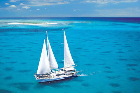 Ultimate 3-Day Great Barrier Reef Cruise Pass - Accommodation Batemans Bay 1