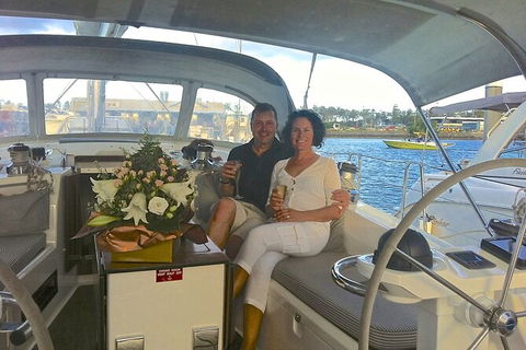 Sailing Curlew Escape On Moreton Bay - Accommodation Batemans Bay 4