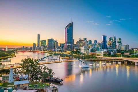 Brisbane Airport Transfers : Brisbane To Brisbane Airport BNE In Luxury Car - Accommodation Batemans Bay 6