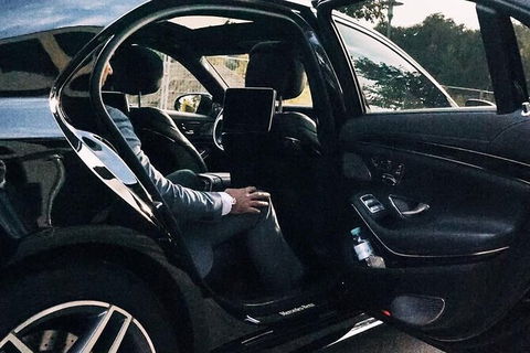 Arrival Private Transfers: Adelaide Airport ADL To Adelaide In Business Car - Accommodation Batemans Bay 4