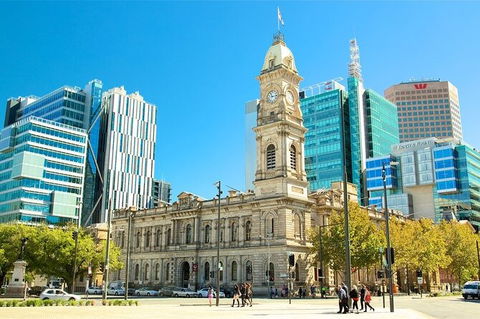 Departure Private Transfers: Adelaide To Adelaide Airport ADL In Business Car - Accommodation Batemans Bay 7