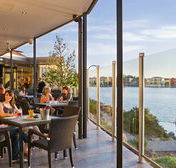 Lakes Resort Hotel - Accommodation Batemans Bay