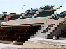 Cardinia Park Hotel - Accommodation Batemans Bay 0