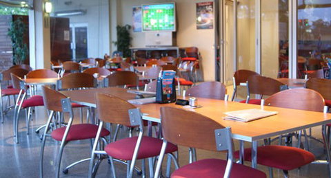 Ferry Road Tavern - Accommodation Batemans Bay 3