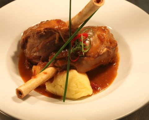 Garlic Clove Restaurant - Accommodation Batemans Bay 2