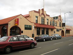 Cooley's Hotel - Accommodation Batemans Bay 0