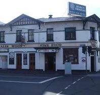 The Royal Oak - Accommodation Batemans Bay