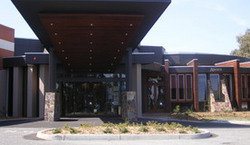 L'Unico Hotel - Accommodation Batemans Bay 0
