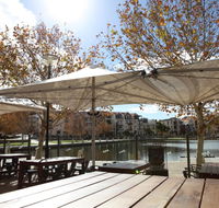 The Royal On The Waterfront - Accommodation Batemans Bay
