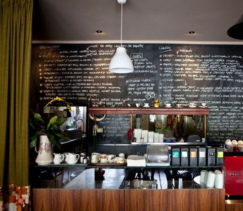A Bite To Eat, A Drink As Well - Accommodation Batemans Bay 0