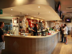 Oaks Hotel - Accommodation Batemans Bay 0