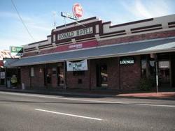 Donald Hotel - Accommodation Batemans Bay 0