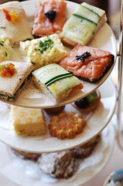 Cairns International Lobby Bar - Accommodation Batemans Bay 1