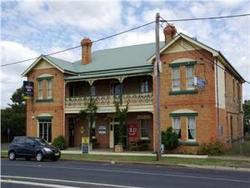 Aberdeen Hotel - Accommodation Batemans Bay 2