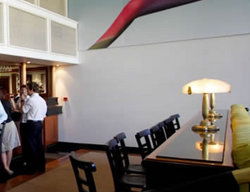 Cairns International Lobby Bar - Accommodation Batemans Bay 2
