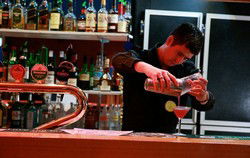 Alexanders Restaurant - Lord Forrest Hotel - Accommodation Batemans Bay 2