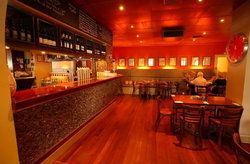 Golden City Hotel - Accommodation Batemans Bay 3