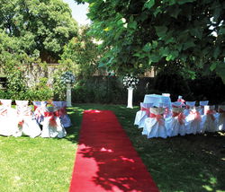 The Edinburgh Hotel And Cellars - Accommodation Batemans Bay 3