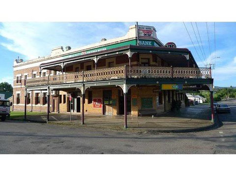 Nag's Head Hotel - Accommodation Batemans Bay 0