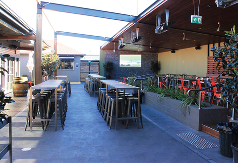 Commercial Hotel Dubbo - Accommodation Batemans Bay 4