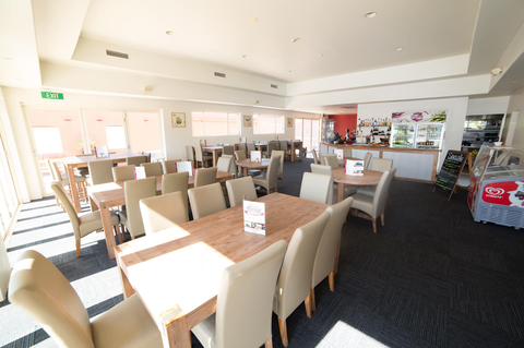 Hastings Hotel - Accommodation Batemans Bay 1