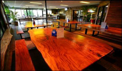 Litchfield Pub - Accommodation Batemans Bay 3