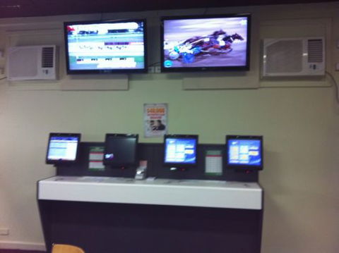 Belvideres Bar & Bistro - Accommodation Batemans Bay 3