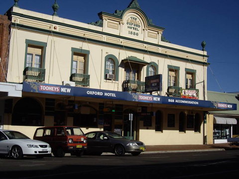 Oxford Hotel - Accommodation Batemans Bay 2