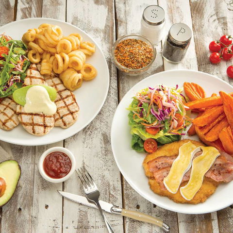 Hog’s Breath Cafe Rockhampton - Accommodation Batemans Bay 3