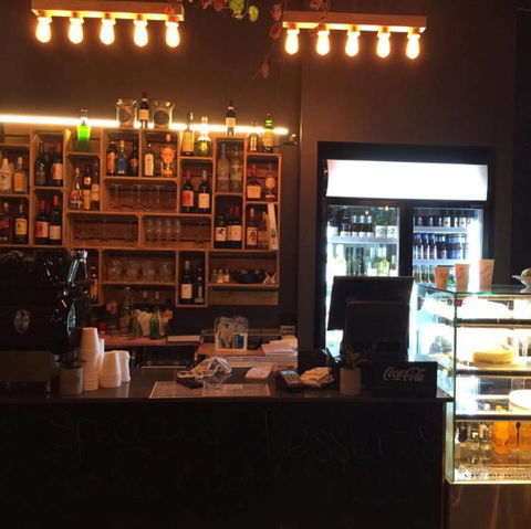 Alfresco Pizzeria & Wine Bar - Accommodation Batemans Bay 2