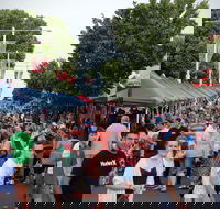 Cowra Christmas Street Festival - Accommodation Batemans Bay