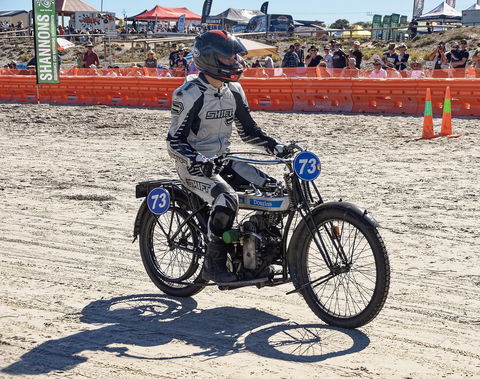 Sellicks Beach Historic Motorcycle Races - Accommodation Batemans Bay 2