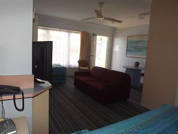 Golden Sands Motor Inn Forster - Accommodation Batemans Bay 5