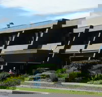 Frankston International - Accommodation Batemans Bay