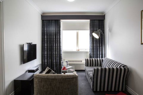 Collins Hotel - Accommodation Batemans Bay 3