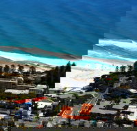 Komune - Gold Coast - Accommodation Batemans Bay