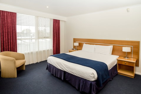 Edgewater Hotel - Accommodation Batemans Bay 3