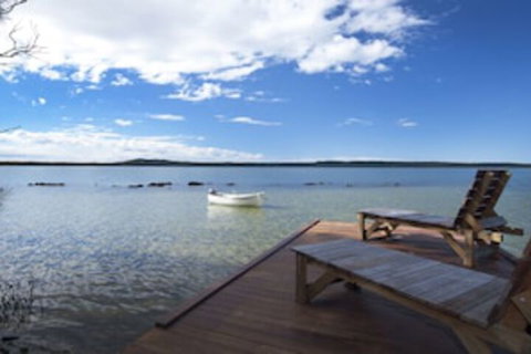 Eumarella Shores Noosa Lake Retreat - Accommodation Batemans Bay 0