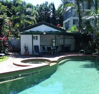 Costa Royale Trinity Beach - Accommodation Batemans Bay