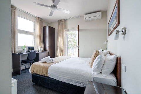 The Huskisson - Accommodation Batemans Bay 3
