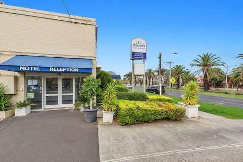 Alexander Motor Inn & Apartments - Accommodation Batemans Bay 0