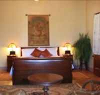 Classique Bed  Breakfast - Accommodation Batemans Bay