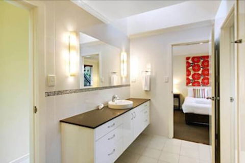 A PERFECT STAY - Beach House At Tallows - Accommodation Batemans Bay 4