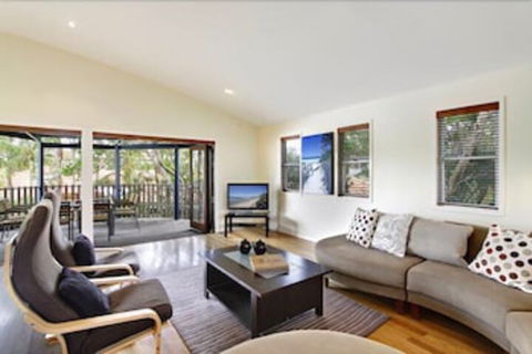 A PERFECT STAY - Beach House At Tallows - Accommodation Batemans Bay 6