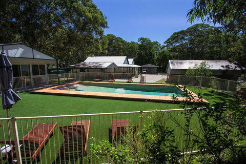 The Retreat Port Stephens - Accommodation Batemans Bay 3