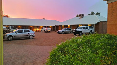 Mud Hut Motel - Accommodation Batemans Bay 2
