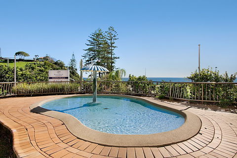 Beach House Seaside Resort Coolangatta - Accommodation Batemans Bay 1