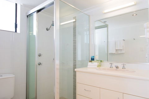 Beach House Seaside Resort Coolangatta - Accommodation Batemans Bay 4
